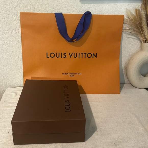 Louis Vuitton Small Emty Box and Bag for Gift/Storage - Picture 1 of 7